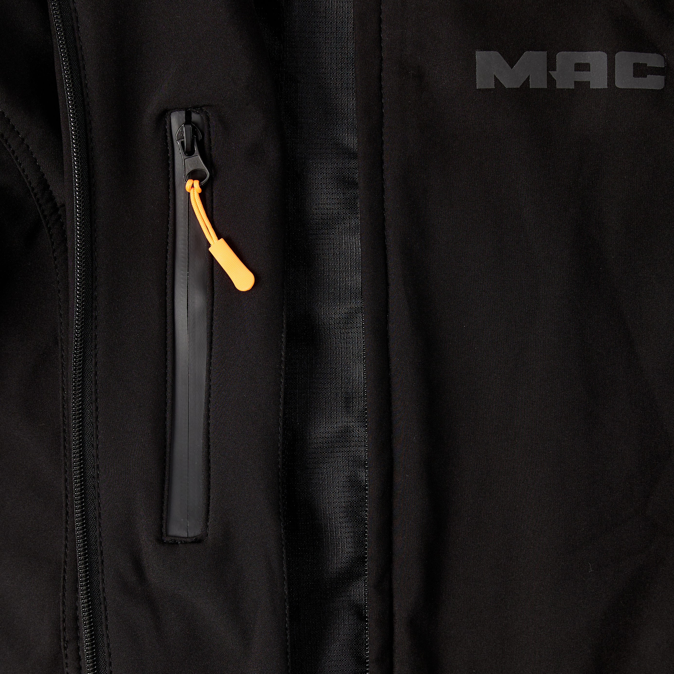 Campera MAC Urban Hombre Negro